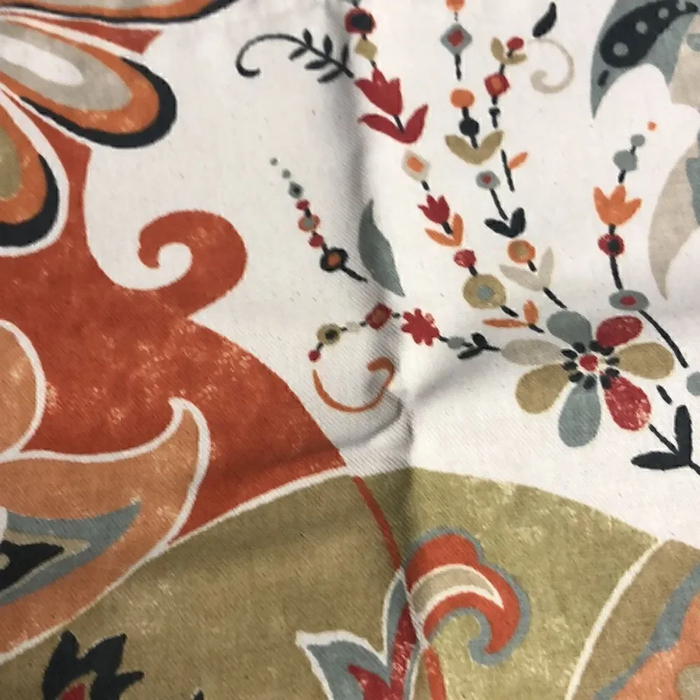COPY - Contempo paisley picadilly shaped valance